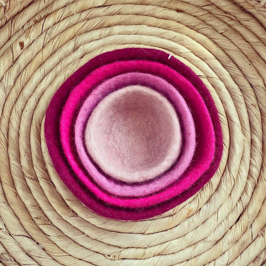 Nesting Bowls: Pink